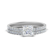 hidden-halo-half-way-princess-cut-diamond-wedding-ring-set-in-FD9168PRANGLE3-NL-WG